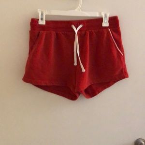 Fabletics Soft double pocket drawstring shorts!